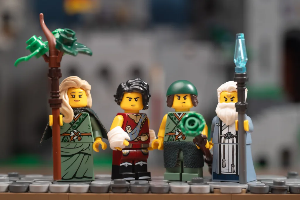 moon gazing inn minifig configs