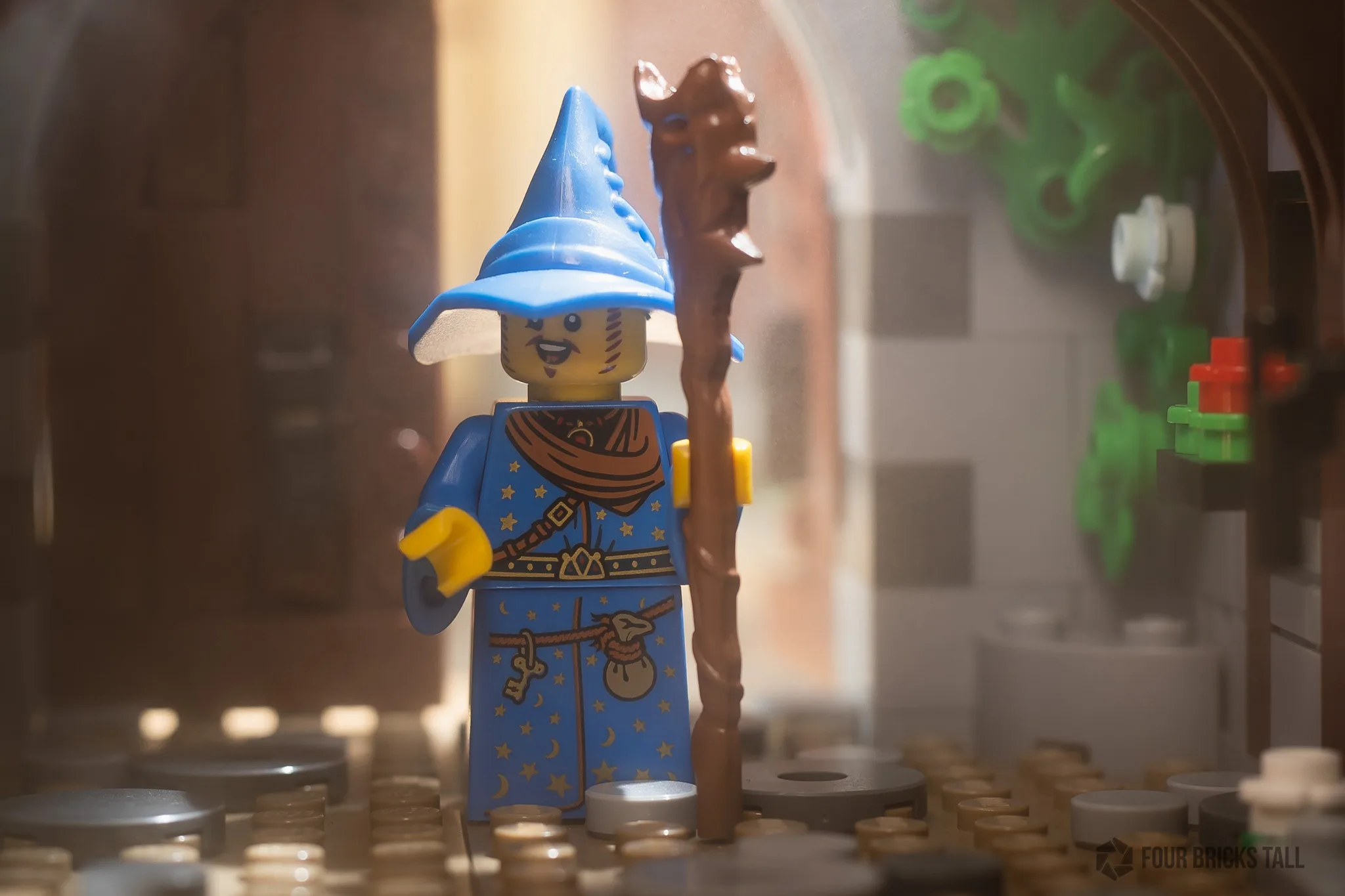 wizard at the gate wide